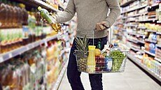 V obchodech je nejlep�í vybírat zbo�í v obalech z recyklátu, který je v...