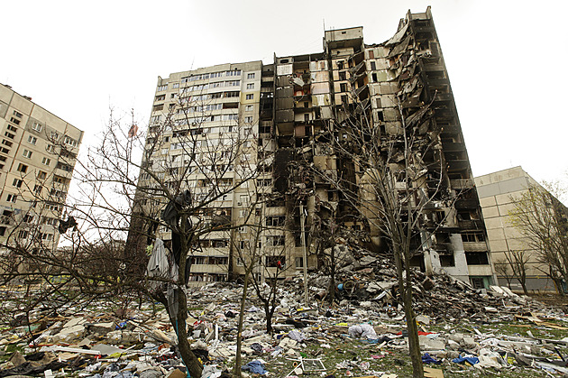 Proč míří na civilisty? Moskva se možná snaží vyprovokovat Kyjev a pak vést válku na široké frontě