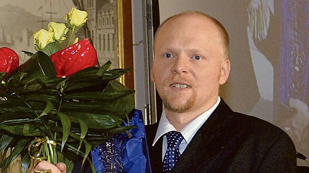 Pavel Brycz pevzal Státní cenu za literaturu v roce 2004 ve vku 36 let. Od té...