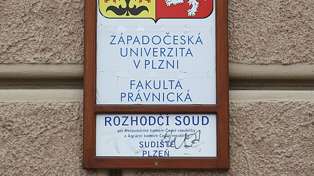 Dkan plzeské právnické fakulty Stanislav Balík na archivním snímku z roku 2020
