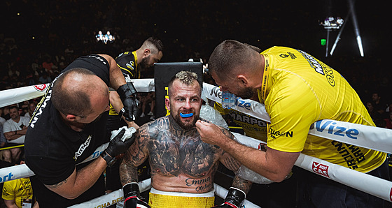 Ladislav Kutil (vpravo) v rohu Marpa