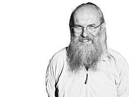 Karel Oliva