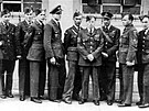 Patnáct eskoslovenských parautist v eských zemích vysadila v roce 1942...