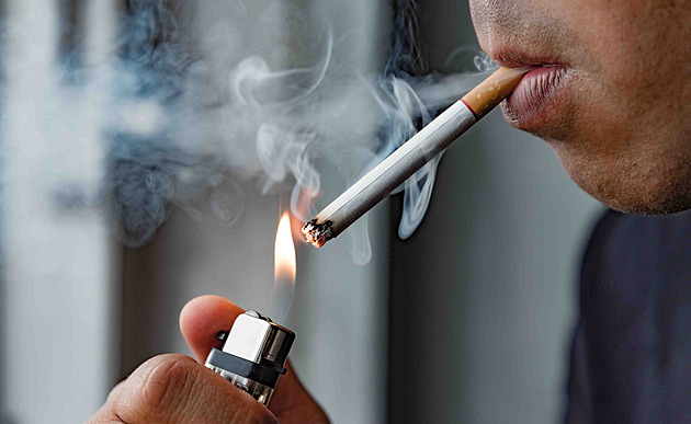 Výběr daně z tabáku stát netrefil o 12 miliard. Češi si totiž zvykli kupovat cigarety jinde, hlavně v Polsku