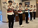 Korejtí studenti tancujou polku