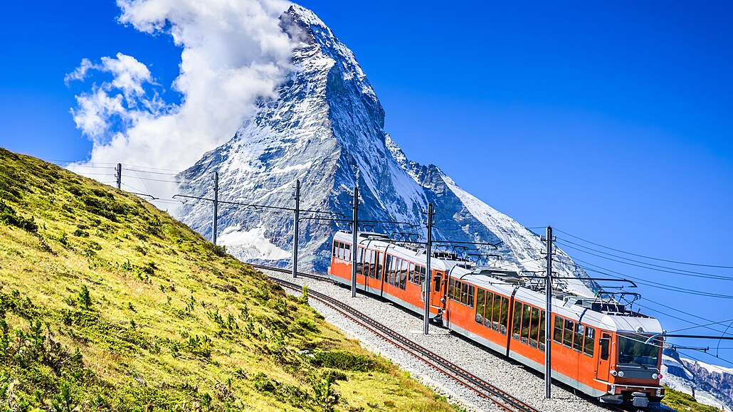 Vlakem do hor. Švýcarsko nabízí výhodné síťové jízdenky.