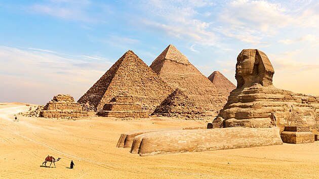 Gízská nekropole. Pohebit nedaleko od egyptského hlavního msta Káhiry je...