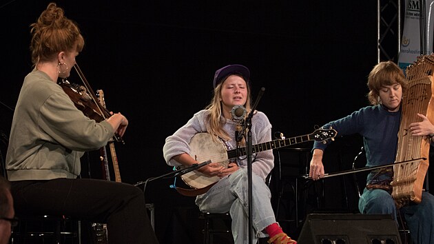 Folkov� pr�zdniny N�m욝 nad Oslavou 2022: Nora Brown & The Rheingans Sisters