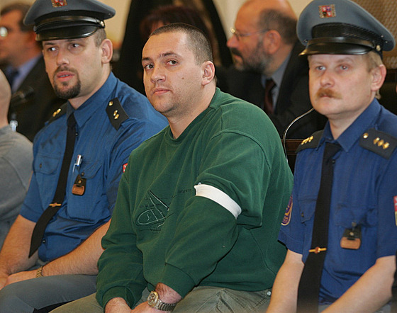 David Berdych p�ed soudem v roce 2004.