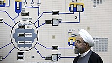 Íránský prezident Hassan Rúhání v roce 2015 na návtv jaderné elektrárny v...