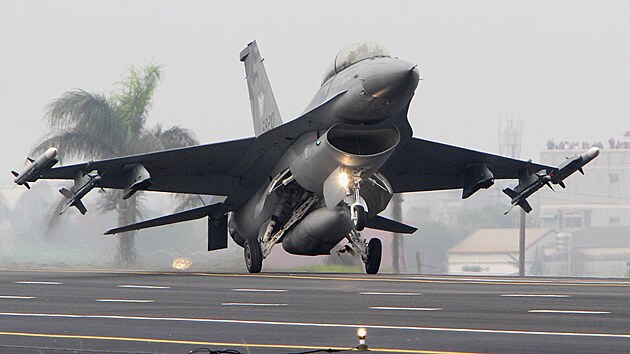 Stíhací letoun F-16 tchajwanských vzduných sil