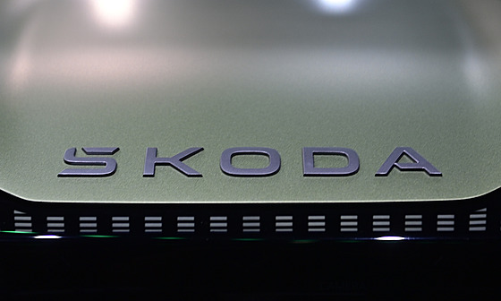 Automobilka �koda Auto p�edstavila koncep�ní v�z Vision 7S