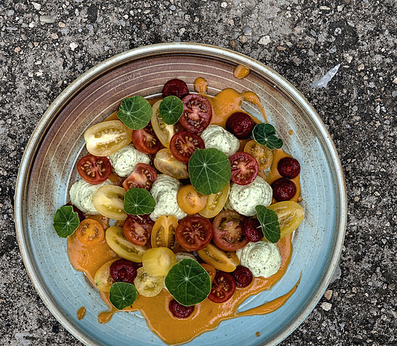 Listy licho�e�i�nice, p�ípadn� �erstvé klí�ky, salátu dodají dal�í, nejen...