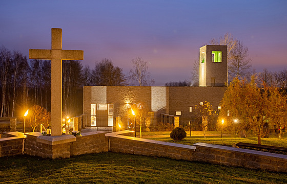 Tvar rozhoduje. By� kaple v B�ezové nevypadá jako b�né kostely, je na první...