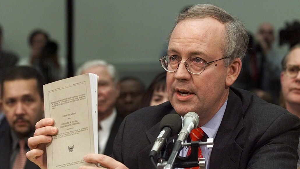 Kenneth Starr v roce 1998.