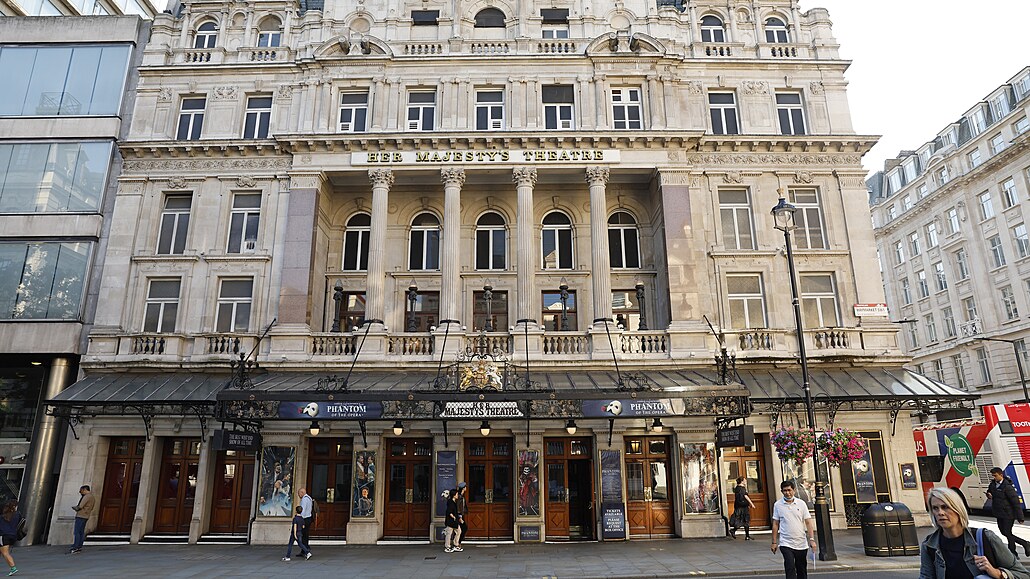 Londýnské Divadlo Jejího Velienstva královna