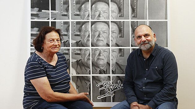 Bohuslav Vtrovsk s Marcelou Labkovou, vnukou Betislava Kafky.