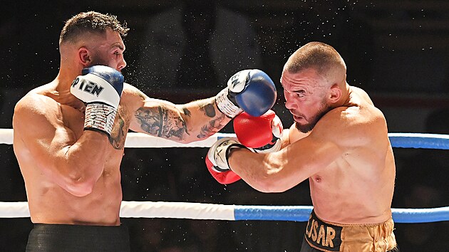 Duc�r vs. Pejsar: ostr� bitva o �esk� titul v k��ov� v�ze.