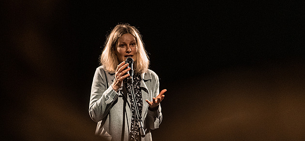 Nekupujte si ženy, ale knihy. Jak feministické psaní naznačuje slepé literární uličky