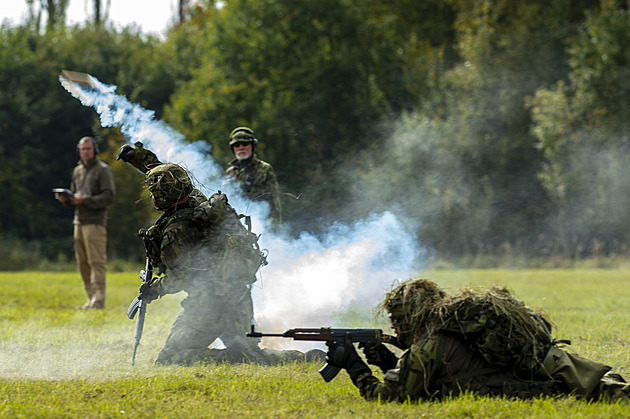 Skutečné kapacity pro obranu, o ně tu poběží. Bájná dvě procenta jsou jen pomůckou