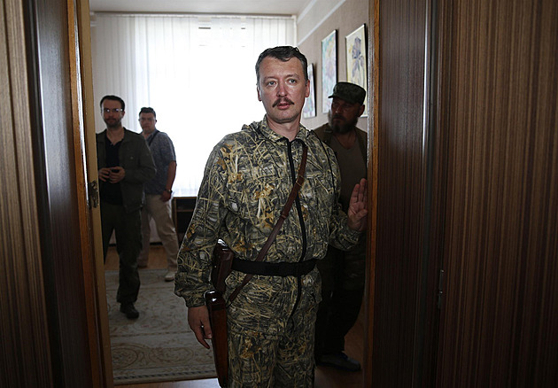 Někdejší velitel doněckých separatistů Girkin odjel na frontu, Ukrajina vypsala odměnu 