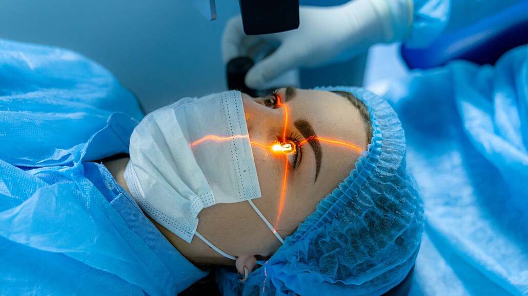 Laserová operace (ilustraní foto)