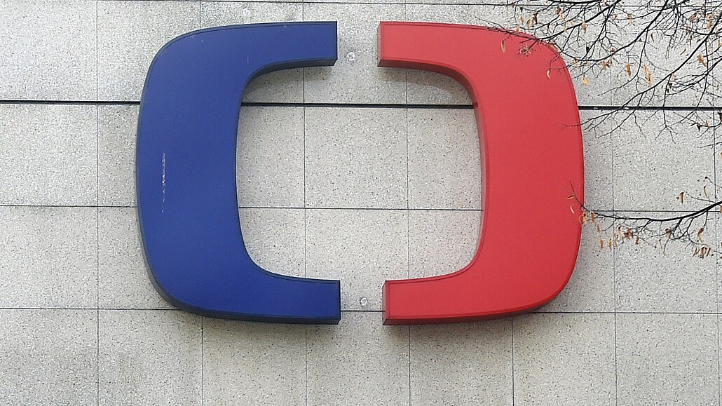 Logo na budov eské televize.