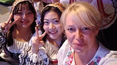 Samoz�ejm� jsem si nemohla nechat vystoupení svých student� ujít.