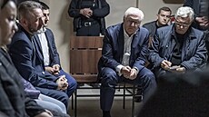 Německý prezident Frank-Walter Steinmeier musel na Ukrajině do krytu | na serveru Lidovky.cz | aktuální zprávy