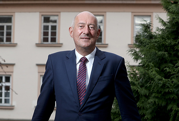 Lidové soudy. Výši trestu si nemůže vynucovat veřejnost