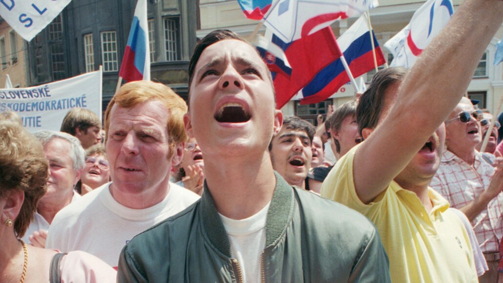 Slovenská národní rada pijala deklaraci o svrchovanosti (17. ervence 1992).