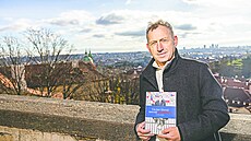Martin Vopěnka se svou knihou Václav Havel mocný bezmocný ve 20. století | na serveru Lidovky.cz | aktuální zprávy