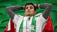 Fanoušek íránské reprezentace během zápasu s USA. | na serveru Lidovky.cz | aktuální zprávy