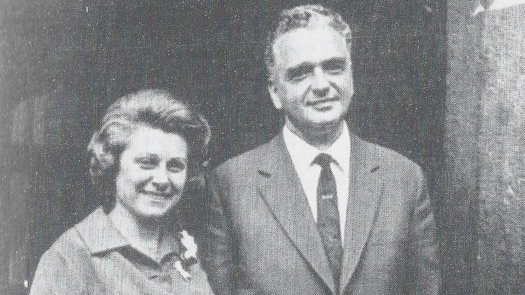 Profesor Ota Gregor s první manželkou na fotografii