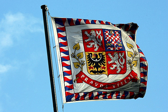Vlajka prezidenta republiky - prezidentská standarta.