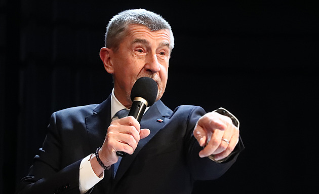 Andrej Babiš si jako vždy stačí sám. I na to, aby si prohrál volby