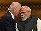Americký prezident Joe Biden a indický premiér Naréndra Módí pi setkání loni v...