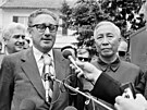 Henry Kissinger a Le Duc Tho, dva hlavní vyjednavai Paíských dohod, které v...