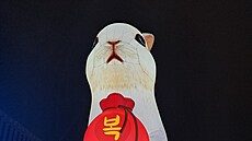 Podle m� a� skoro stra�idelný zajíc....