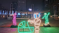 Trochu se obávám, jak si mám vylo�it tuhle soulskou instalaci.