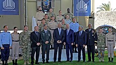 Když Joe Biden v létě dorazil do Izraele, navštívil i obranný systém Iron Beam. | na serveru Lidovky.cz | aktuální zprávy
