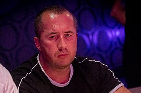 Pra��tí kriminalisté pátrají po dvaa�ty�icetiletém mu�i, který je v tuto chvíli...