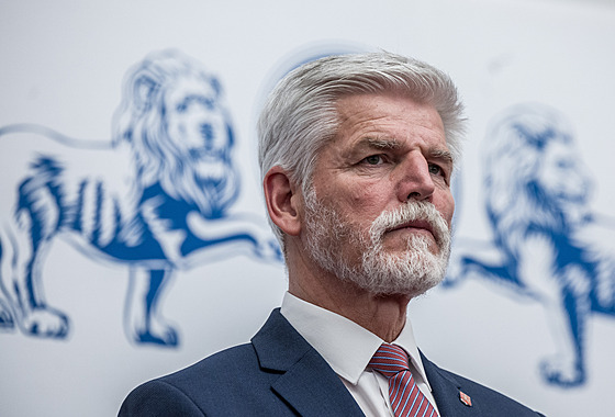 Petr Pavel na setkání v Senátu.