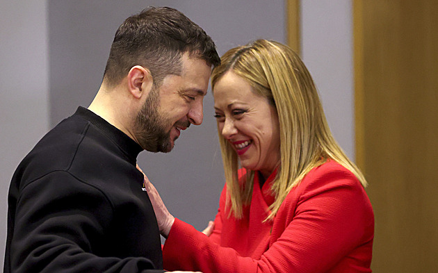 Pro přijetí Ukrajiny není dnes EU strukturálně vybavena. Pozor na sliby, jež nedodržíme