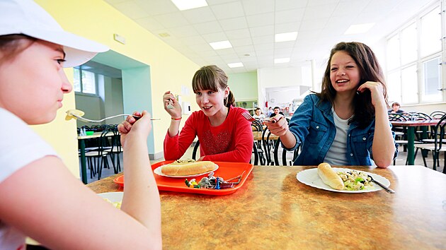 školní jídelny - ilustrační foto.