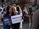 Podporovatelé Nikki Haleyové, která se chce ucházet za Republikány o Bílý dm.