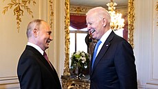 Vladimir Putin a Joe Biden při setkání v létě roku 2021 v Ženevě.