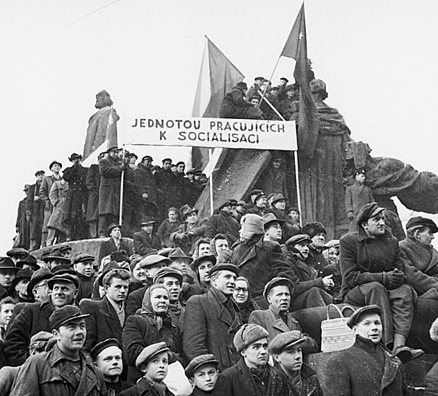 Hrozí nám nový „únor 1948"? Měli bychom dávat pozor na jeden varovný signál