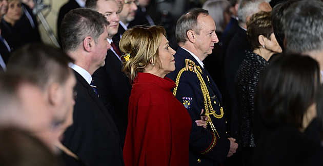 Módní občerstvení z Hradu. Cvrnknutí do historické kravaty i první dáma ve stylu vždy elegantní Kennedyové