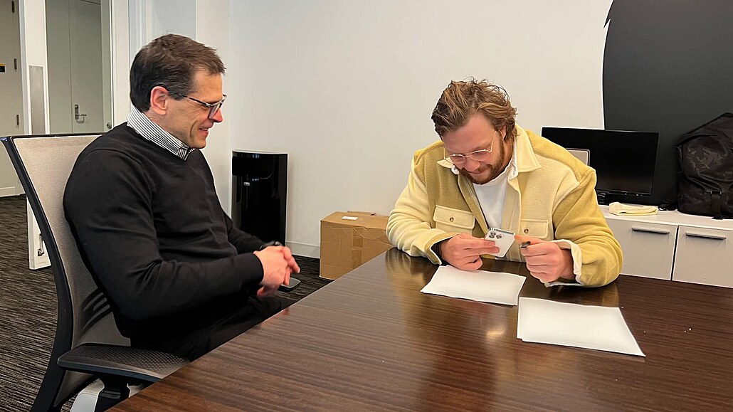 David Pastrák podepsal s Bostonem novou smlouvu na 90 milion dolar.